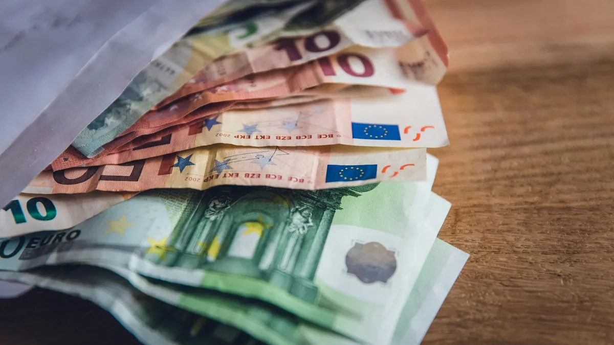 Pièces empilées illustrant la croissance progressive d'un capital placé
